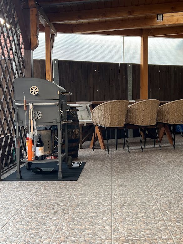 Summer terrace with grill at U Krčků apartment, winery accommodation near Pálava